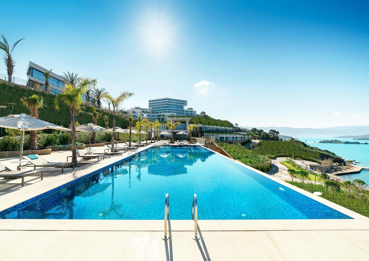 Luxushotel mit Pool und Meerblick – Exklusive Unterkünfte für Ihren perfekten Urlaub bei ergebniswerk finest travel